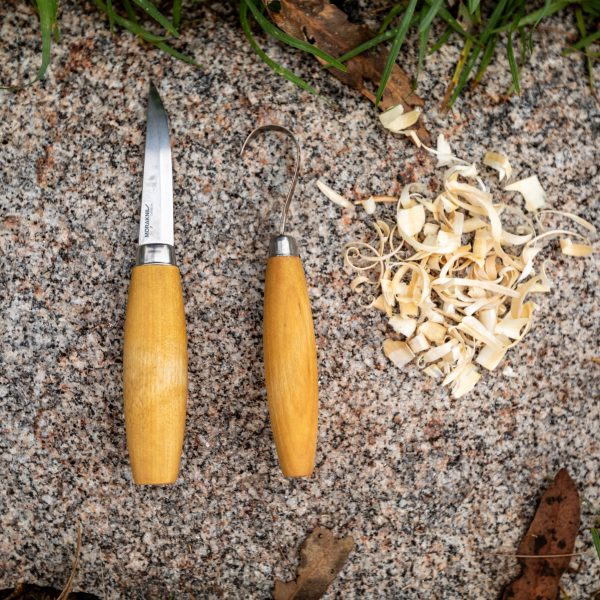 Morakniv 120 straight knife and Morakniv 164 hook knife used for whittling and spoon carving